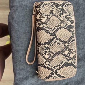 Snakeskin wallet
